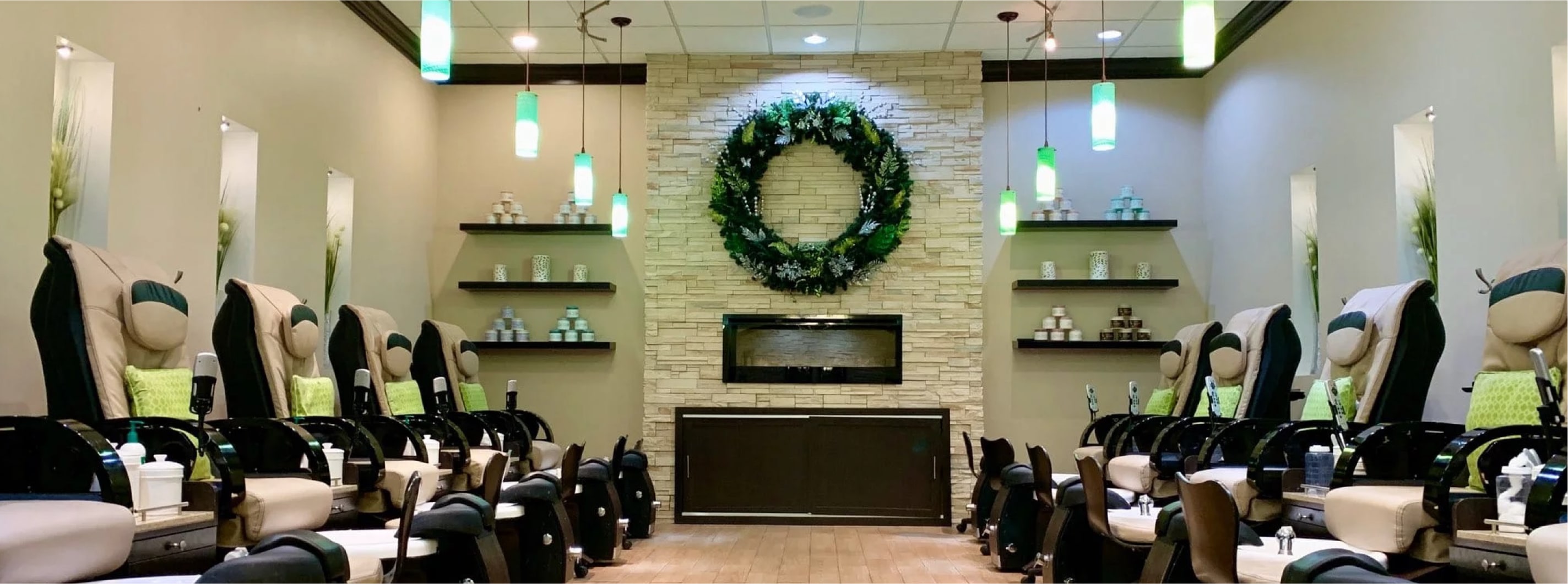 Envy Nail Spa contact