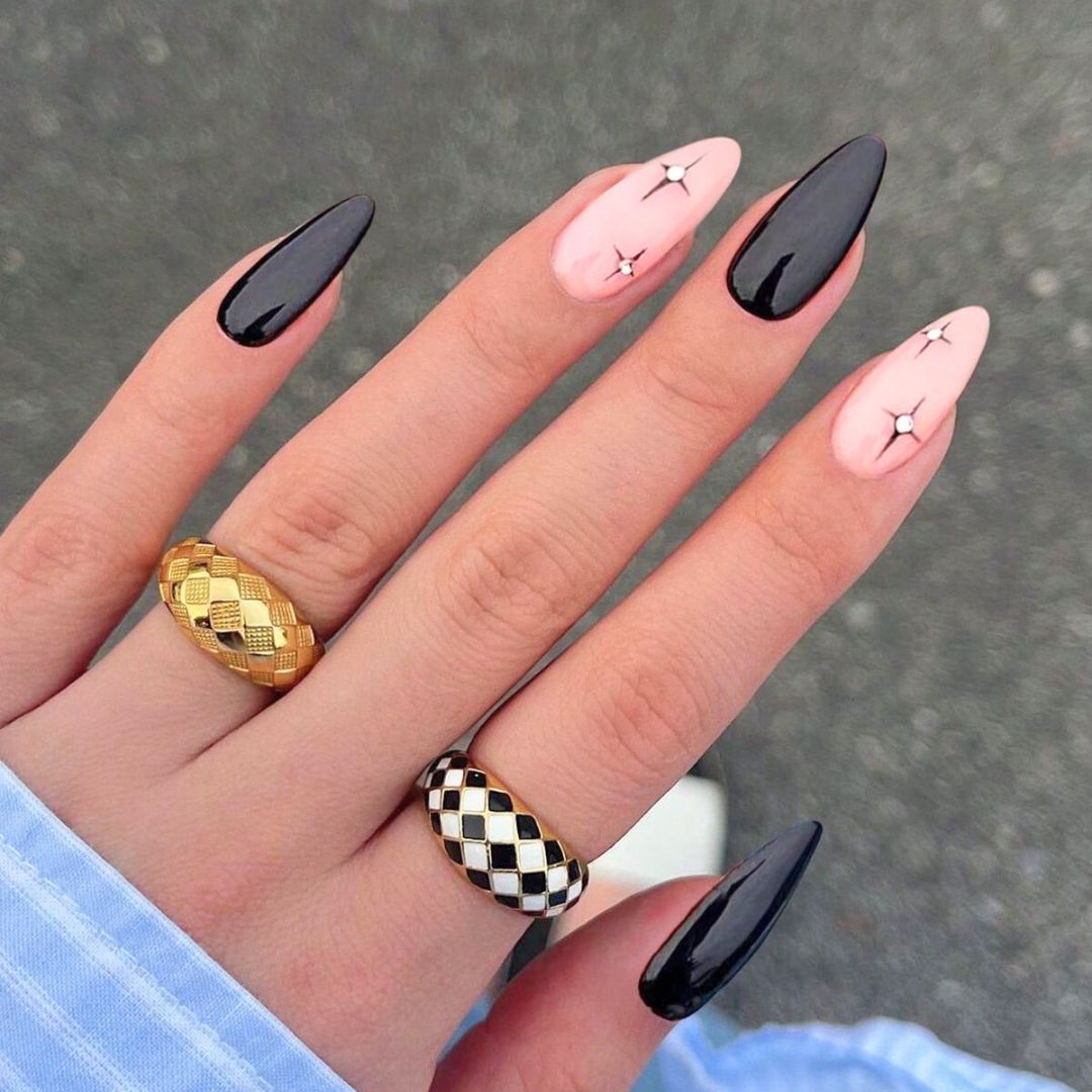 Classic Manicure Classic Manicure