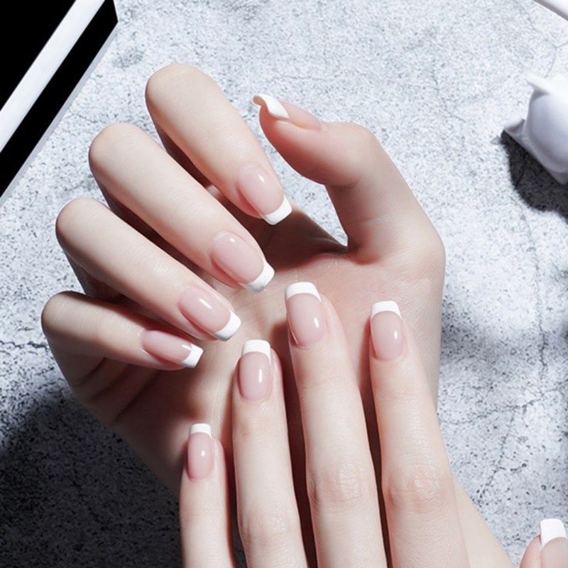 French Manicure