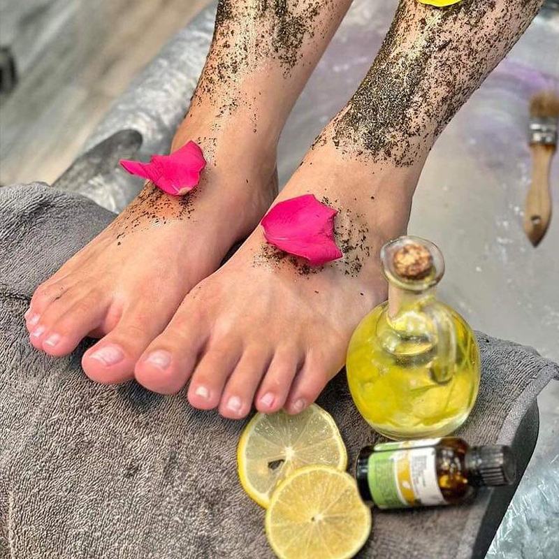 Herbal Spa Pedicure Treatment